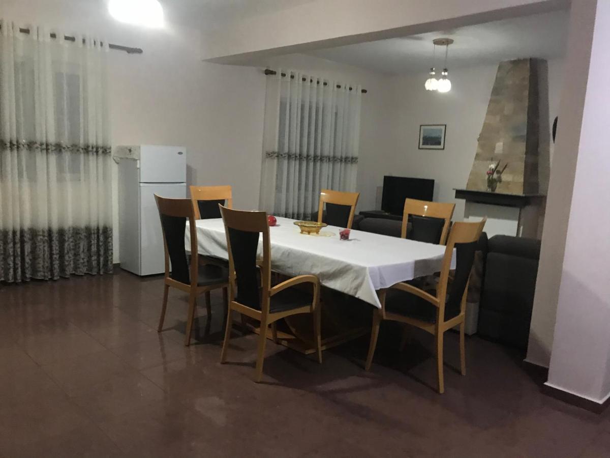 Beachfront Apartment Himara Zewnętrze zdjęcie