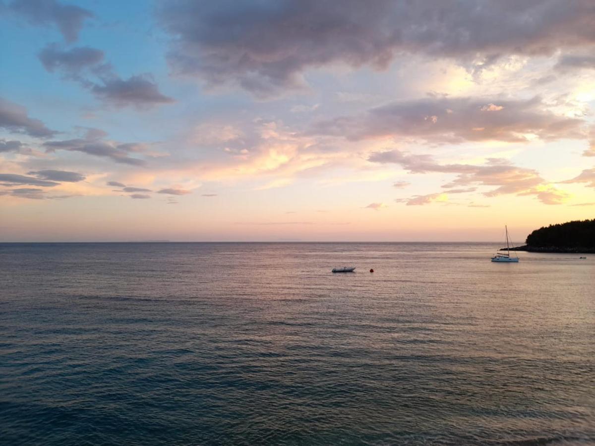 Beachfront Apartment Himara Zewnętrze zdjęcie