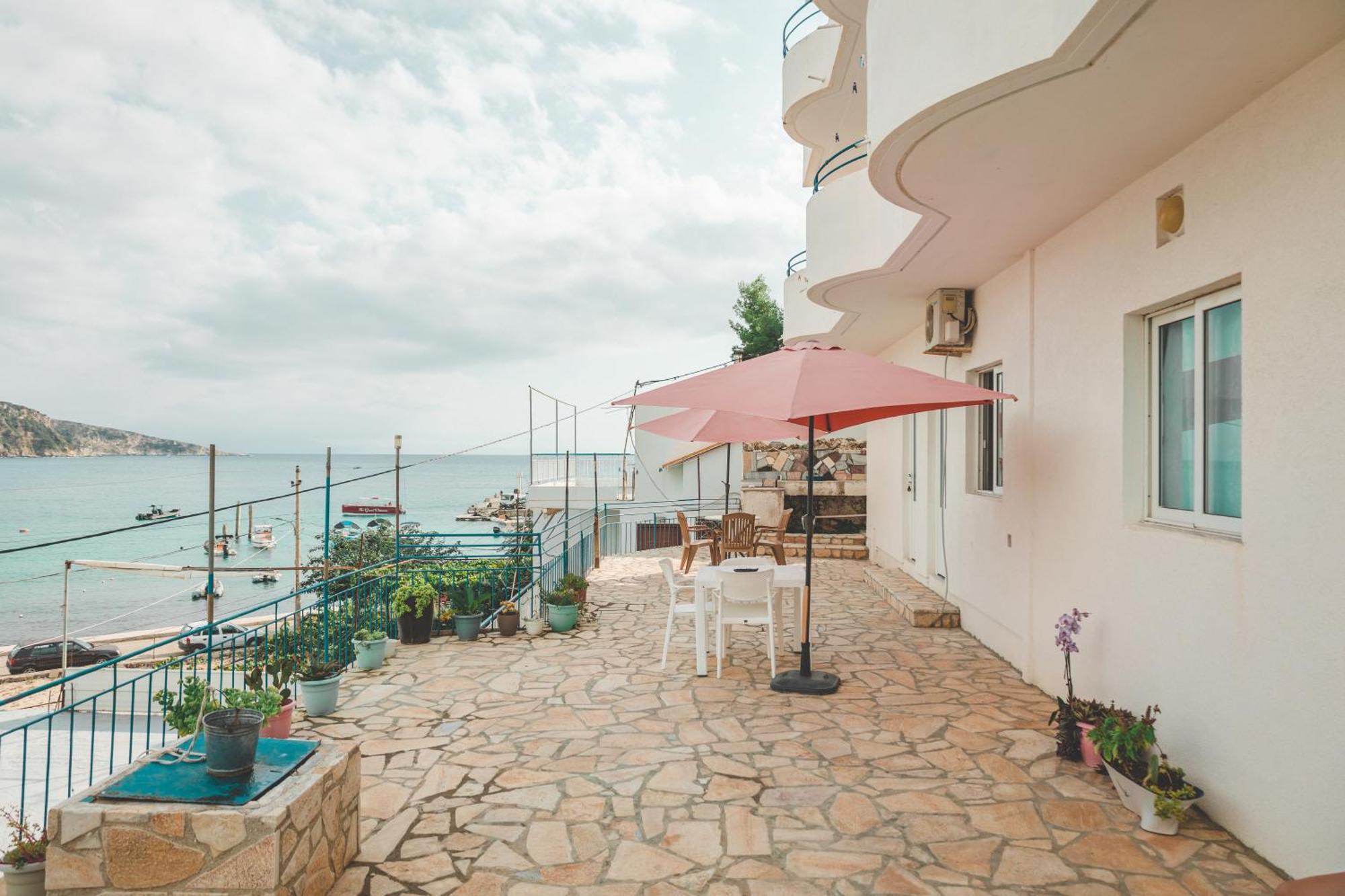Beachfront Apartment Himara Zewnętrze zdjęcie