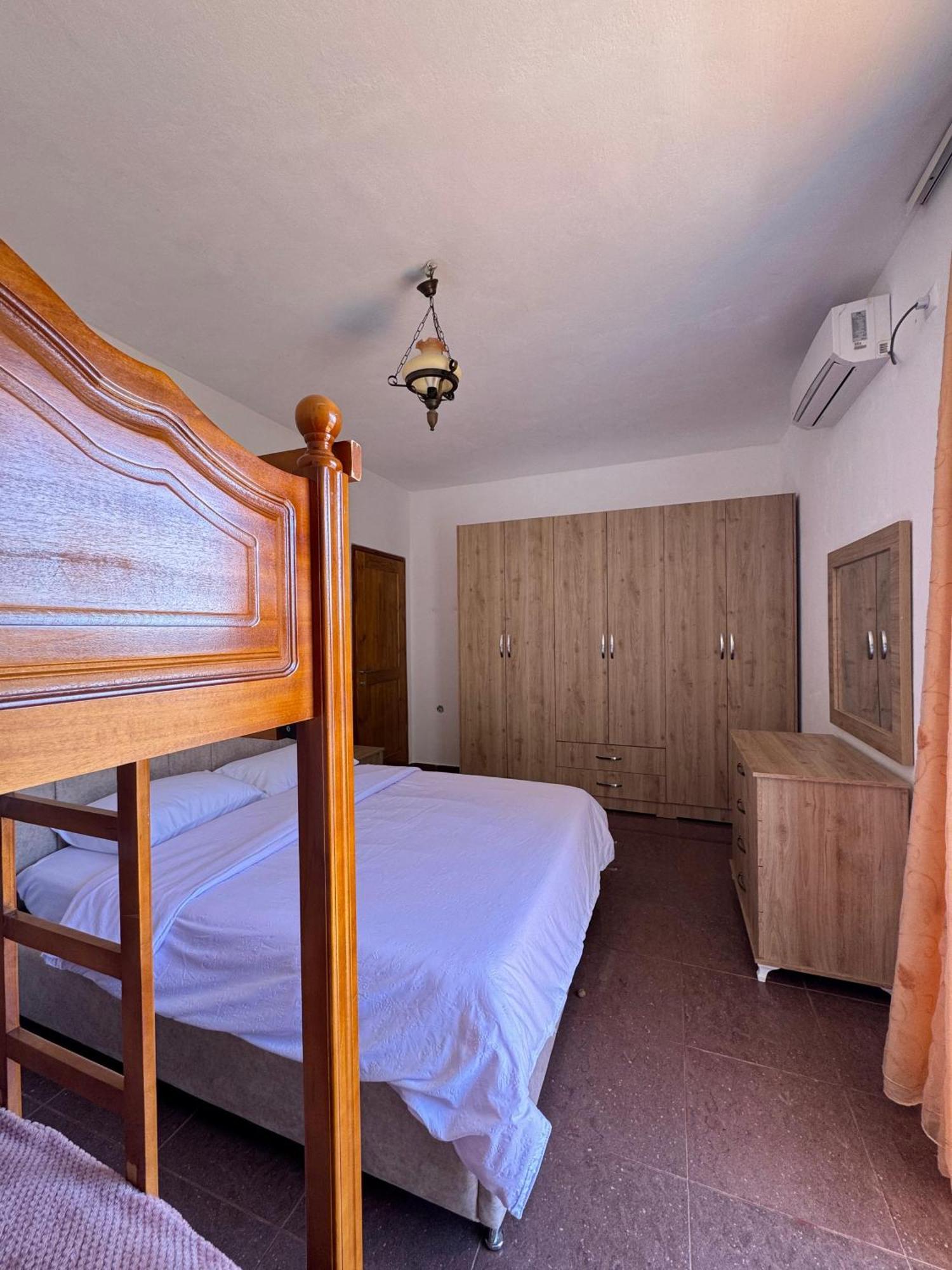 Beachfront Apartment Himara Zewnętrze zdjęcie
